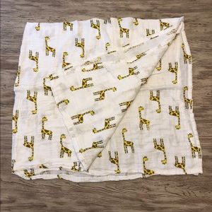 Cotton giraffe swaddle blanket